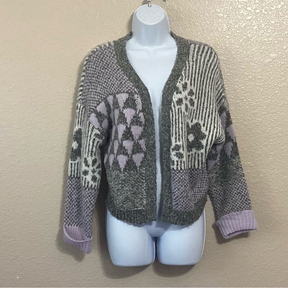 Sincerely Jules Oversize Gray, White & Lavender Open Front Cardigan - Picture 2 of 5